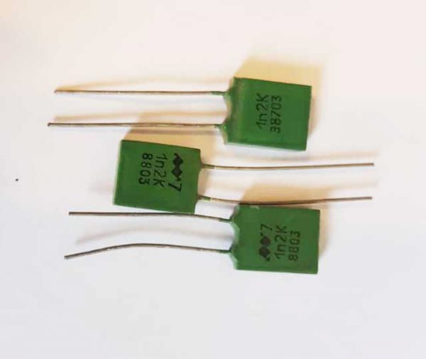 (CAPACITOR POLIESTER EPCOS 1,2NF X 63V (1N2K